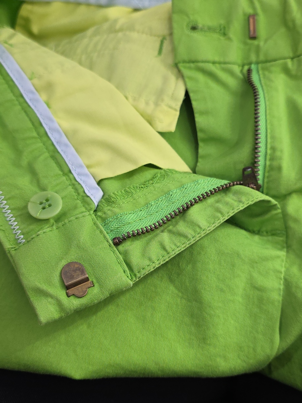 J. Crew Womens Lime Green Bermuda Shorts Size 2    W30 x 9 Insean - Picture 10 of 10